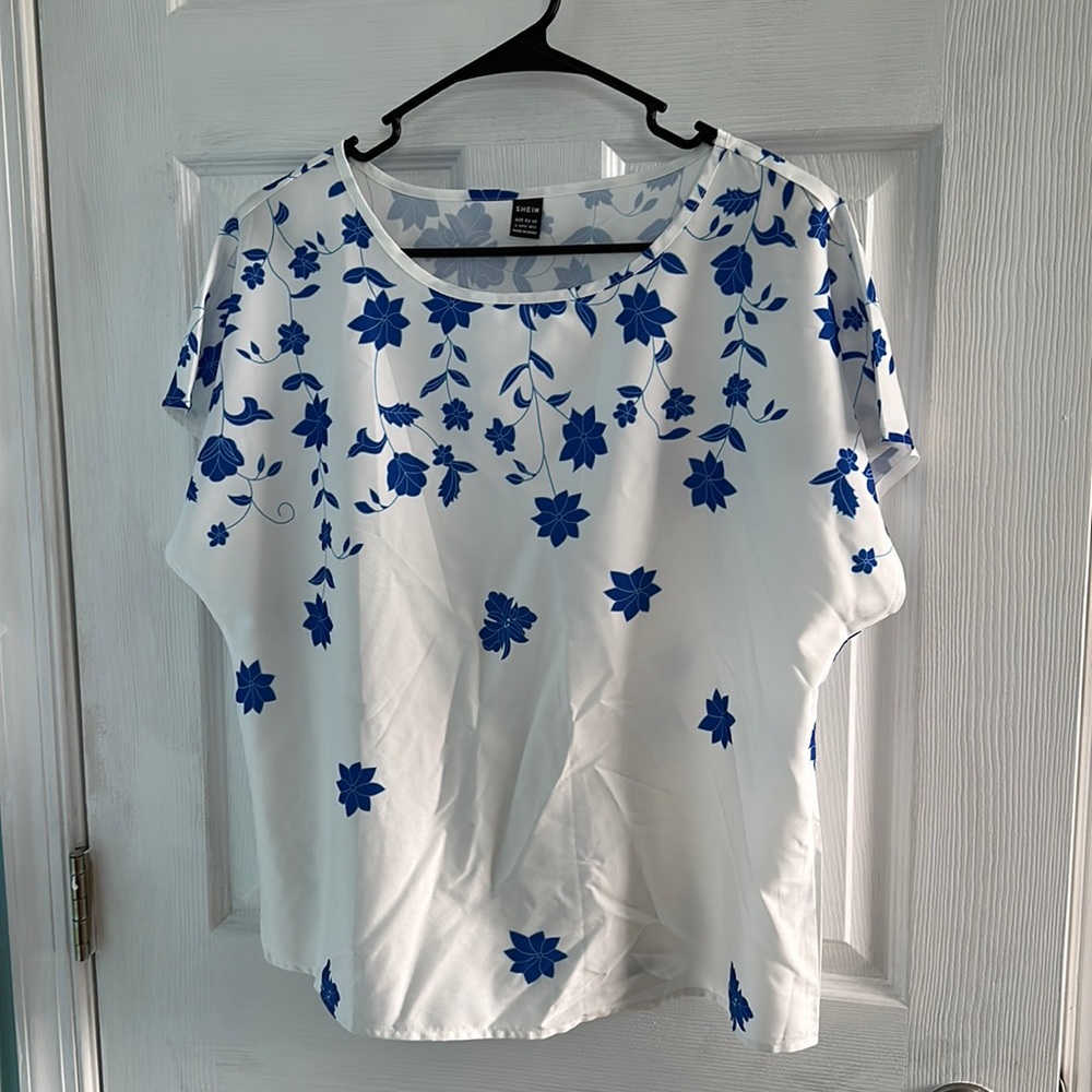 SHEIN women’s top
